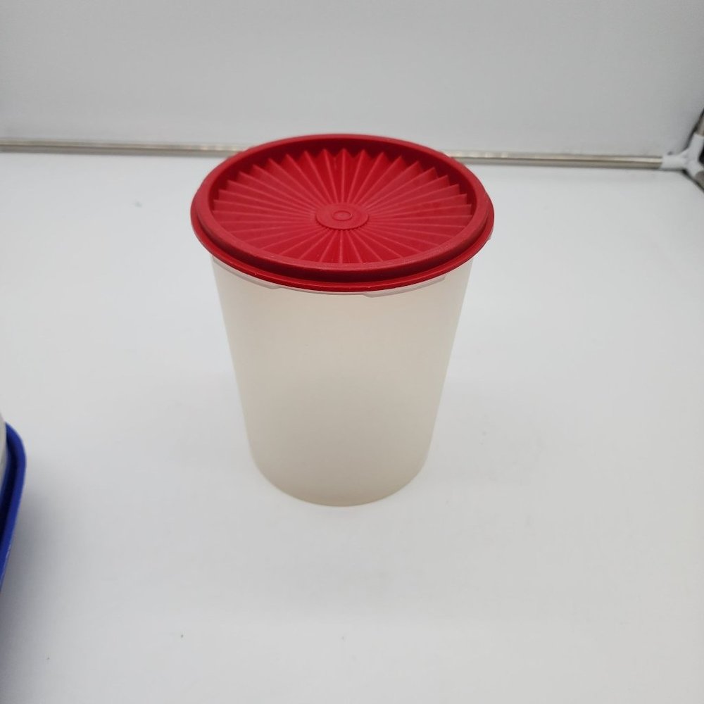 canister star burst seal Tupperware